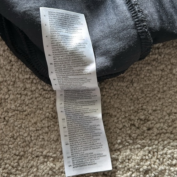 Adidas Climaheat black 1/4 zip pullover - Picture 11 of 12